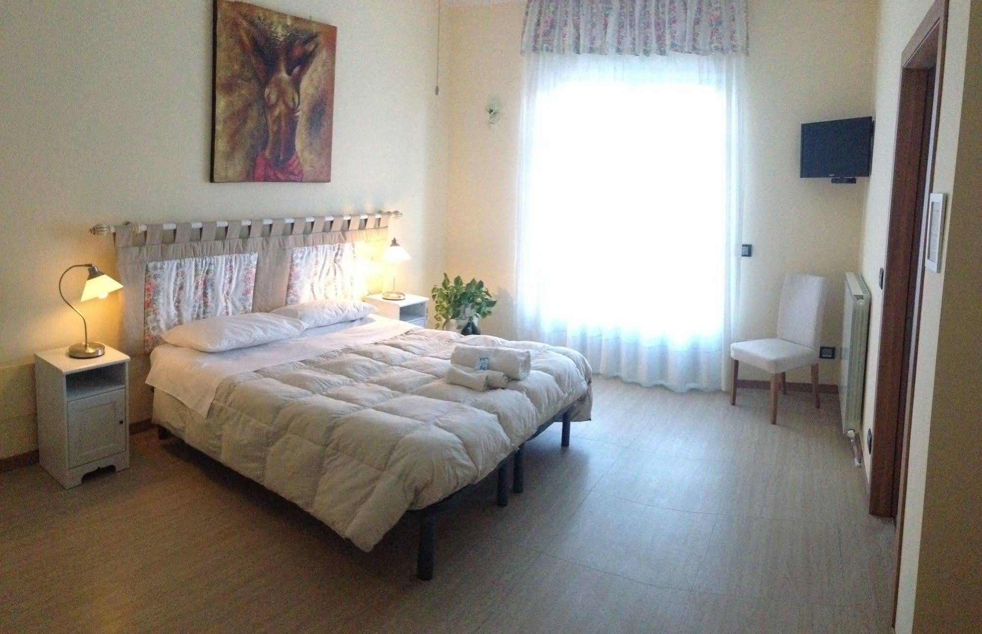 Eremes Bed and breakfast 3*
